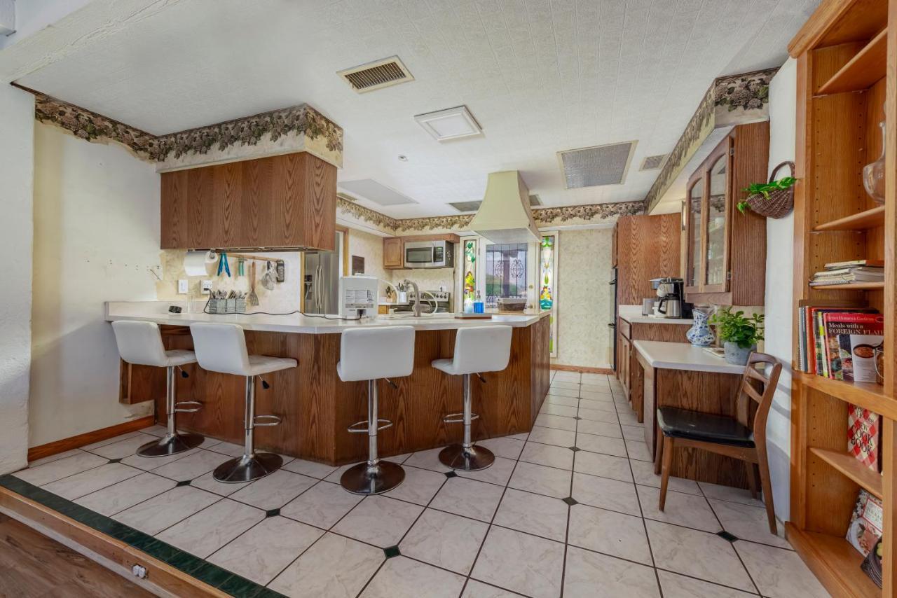 Smart Solution - Individual Private Bed-Pods In Gorgeous Shared Space - Women Only Dorm In Room 5 - Coed House - Full-Sized Mattresses In Individual Pods - With Built-In Private Storage - Gorgeous Shared Room - Affordable Luxury - Sparrow House Phoenix Extérieur photo