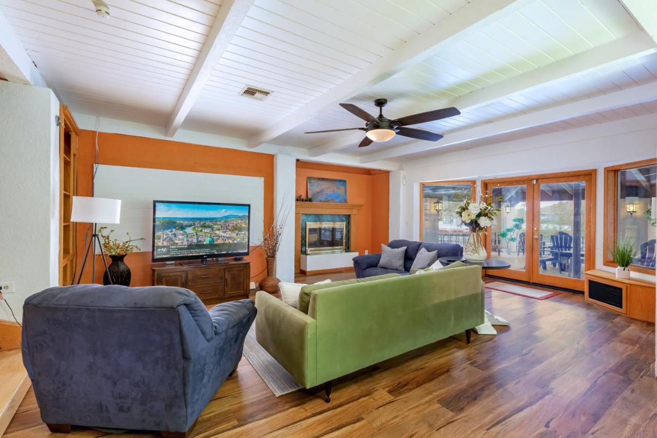 Smart Solution - Individual Private Bed-Pods In Gorgeous Shared Space - Women Only Dorm In Room 5 - Coed House - Full-Sized Mattresses In Individual Pods - With Built-In Private Storage - Gorgeous Shared Room - Affordable Luxury - Sparrow House Phoenix Extérieur photo