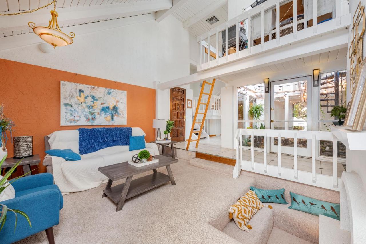 Smart Solution - Individual Private Bed-Pods In Gorgeous Shared Space - Women Only Dorm In Room 5 - Coed House - Full-Sized Mattresses In Individual Pods - With Built-In Private Storage - Gorgeous Shared Room - Affordable Luxury - Sparrow House Phoenix Extérieur photo