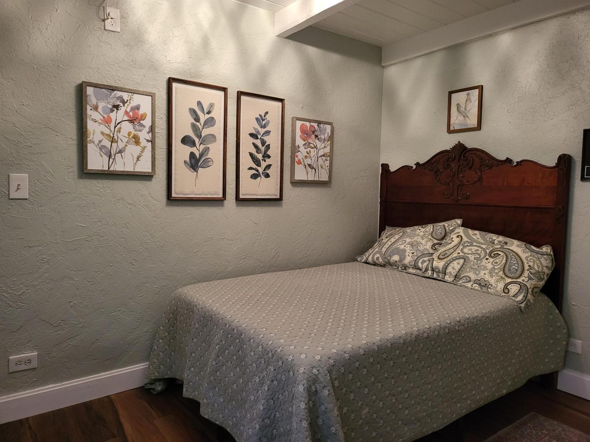 Smart Solution - Individual Private Bed-Pods In Gorgeous Shared Space - Women Only Dorm In Room 5 - Coed House - Full-Sized Mattresses In Individual Pods - With Built-In Private Storage - Gorgeous Shared Room - Affordable Luxury - Sparrow House Phoenix Extérieur photo